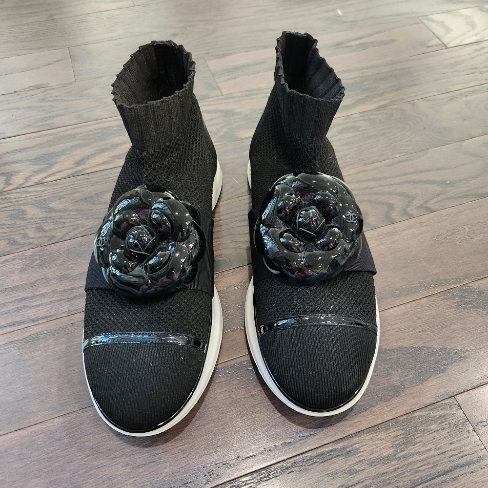 Chanel Sz40 Black Knit Sneakers